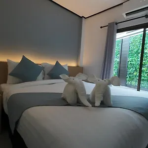 Jong's House- Island Phi Phi Don