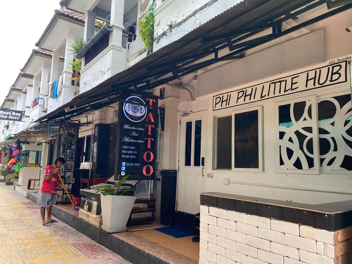 Phi Phi Little Hub Hostel