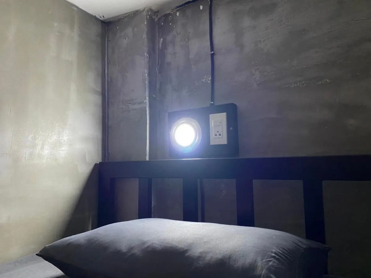 Phi Phi Little Hub Hostel Thailand